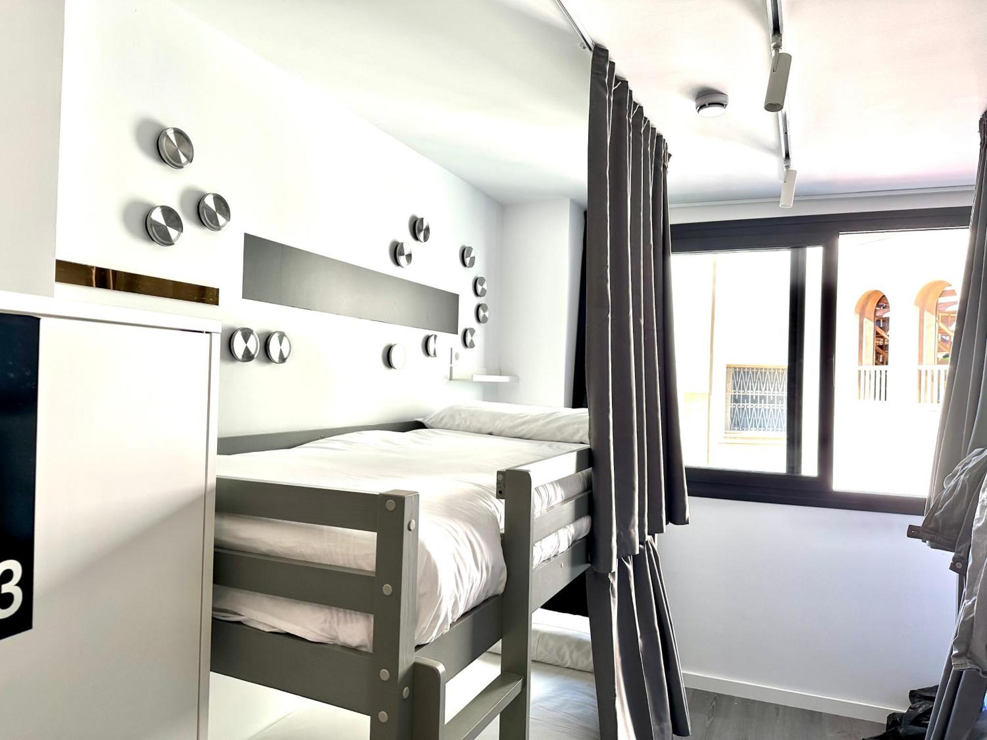 Hostel Аліканте Екстер'єр фото